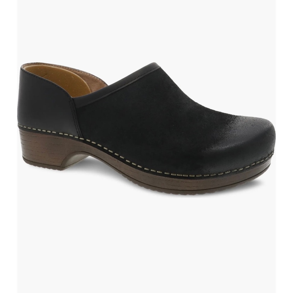 Dansko Brenna Clog Black burnished toe suede (Women)sz 41 worn once! Super cute